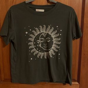 Grey sun and moon tshirt